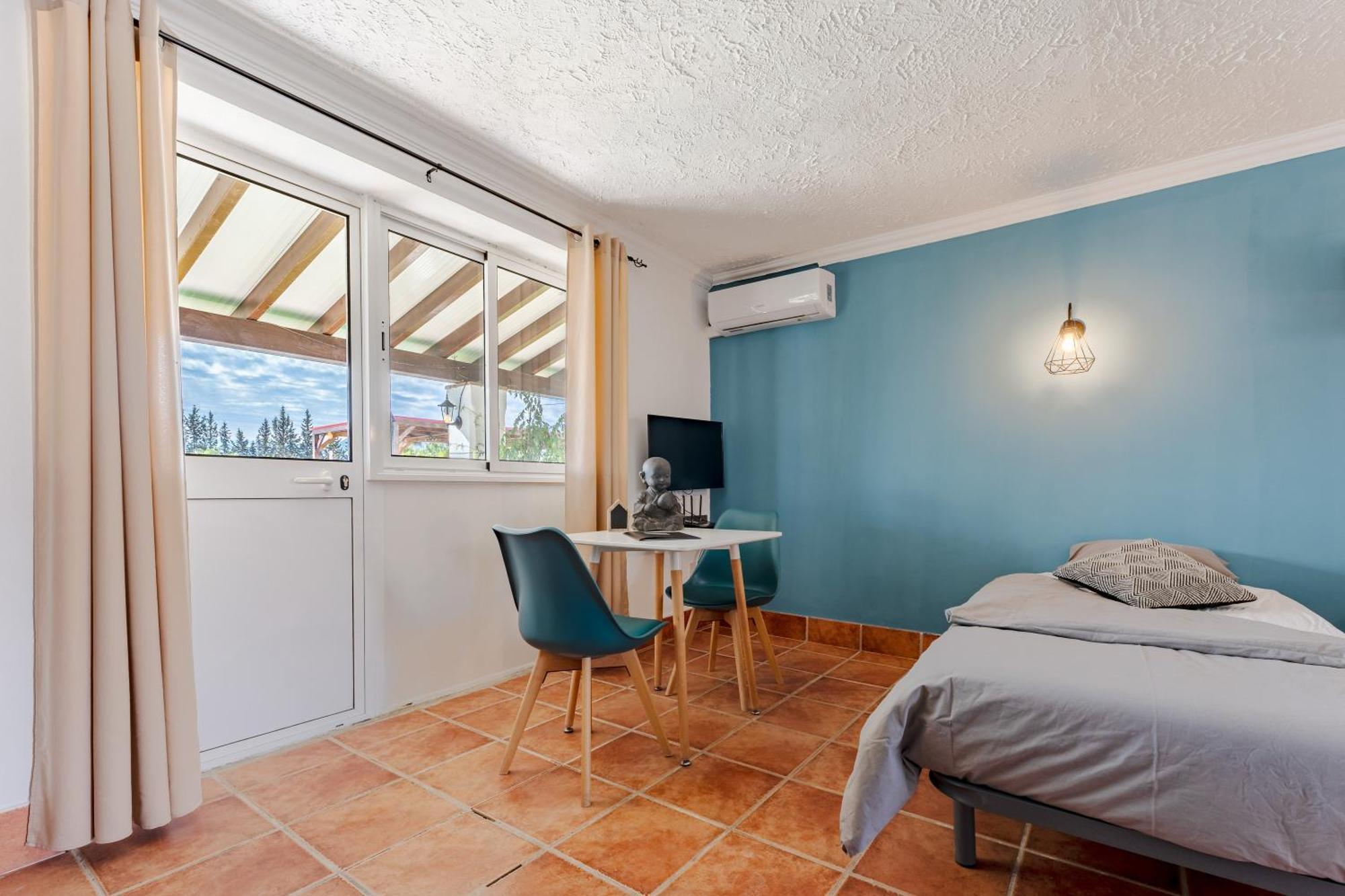 Bed and Breakfast La Casa De Familia Malaga Zewnętrze zdjęcie